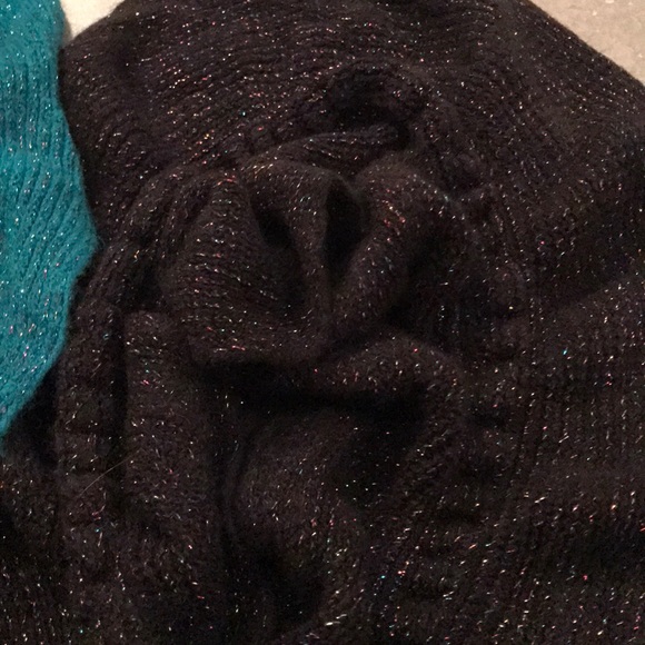 Bundle of 2 Scarves - Picture 3 of 7